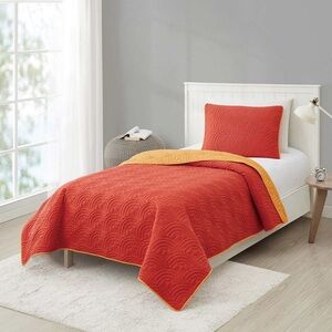 Crayola | 2-piece Reversible Twin Coverlet Set / Blanket